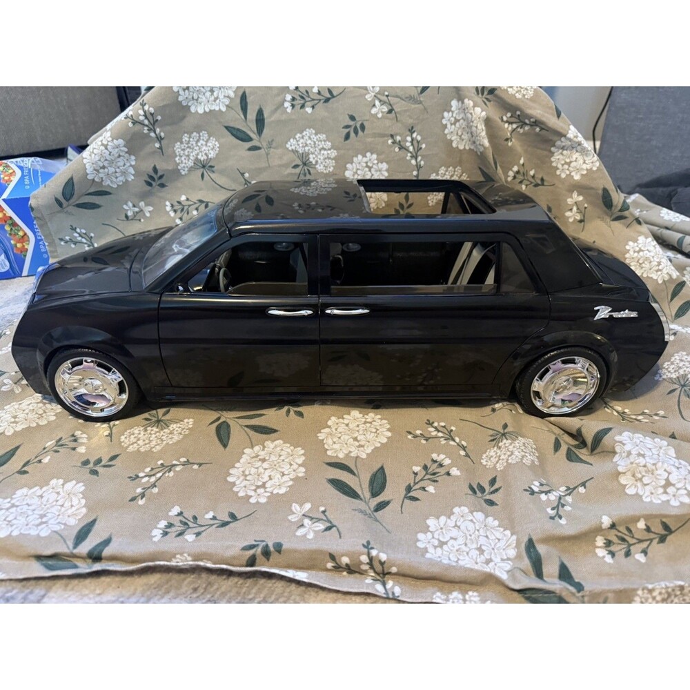 2003 Bratz Formal Funk FM Limo Black Stretch Limousine Toy As-Is